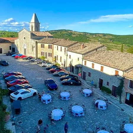 Castello Di Titignano Agroturismo