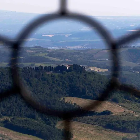 Castello Di Titignano Gospodarstwo agroturystyczne *