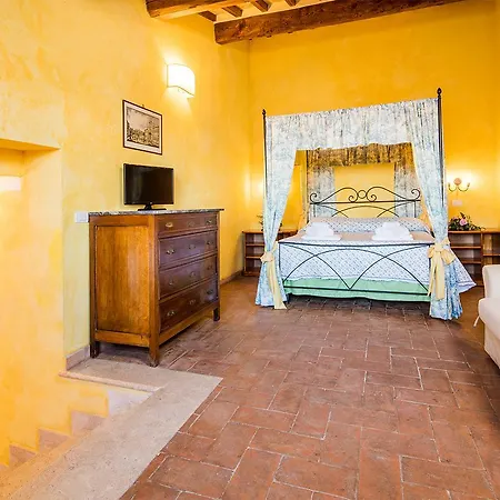 Gospodarstwo agroturystyczne Castello Di Titignano *