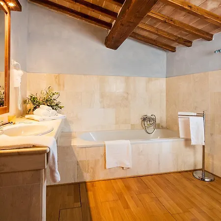 Castello Di Titignano *