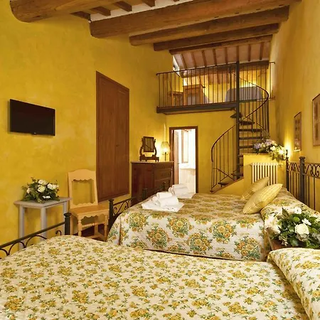 בית חווה Castello Di Titignano *