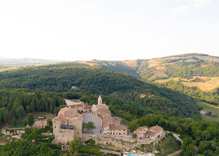 Castello Di Titignano أورفييتو