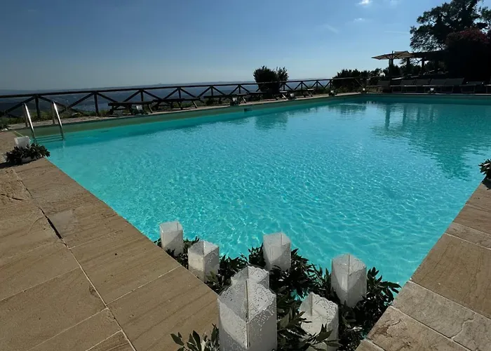 مزرعة للإقامة Castello Di Titignano أورفييتو