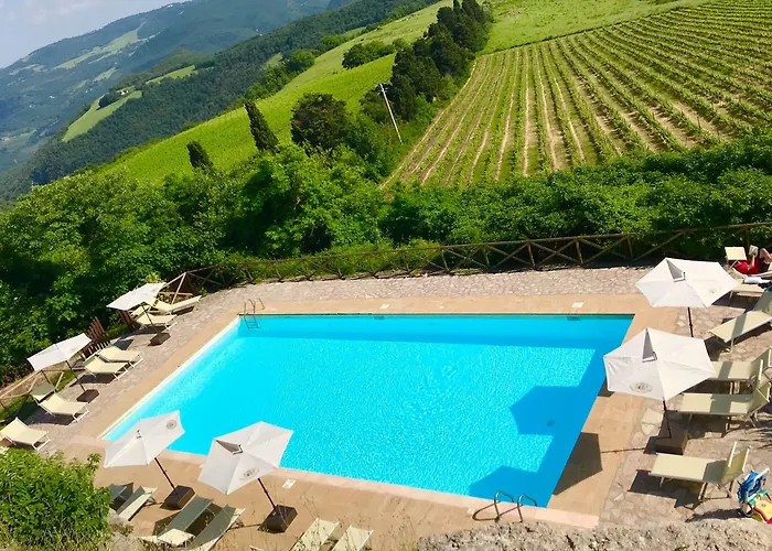 Castello Di Titignano Κατάλυμα σε φάρμα *