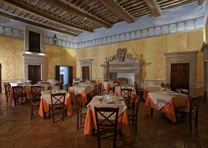 مزرعة للإقامة Castello Di Titignano أورفييتو