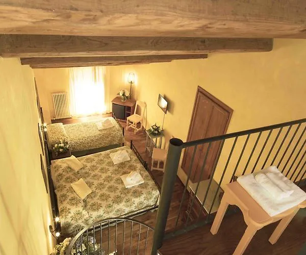 مزرعة للإقامة Castello Di Titignano *